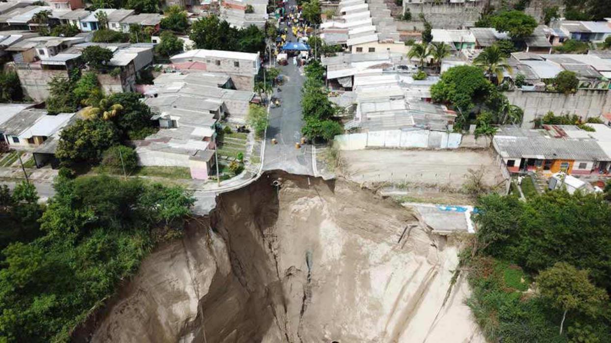 detectan-red-de-tuberias-que-humedecen-la-zona-de-la-carcava-en-santa-lucia